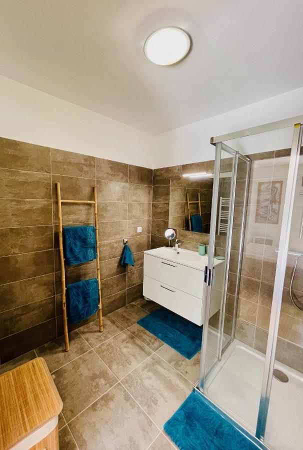 Ajaccio T2 Grand Standing Neuf - Centre Ville Et Plages - 4 Personnes - Parking Prive Ngoại thất bức ảnh